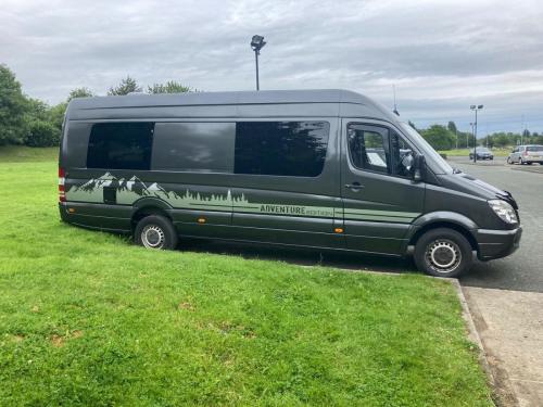 VW Crafter Mountains & trees